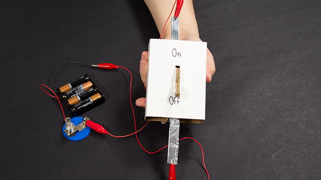 Science Project Mini Switch Engineering in Elementary School